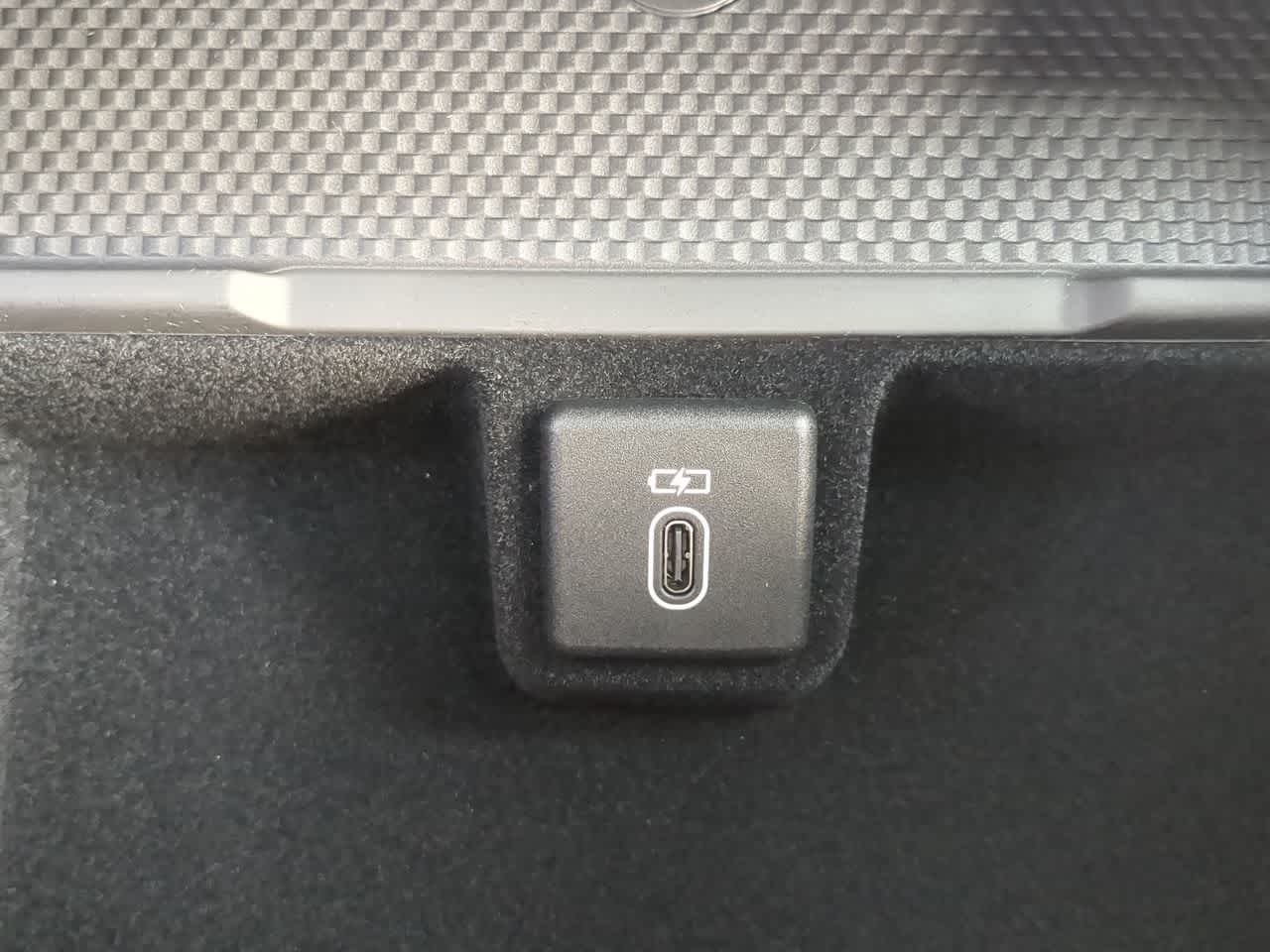 Thumbnail: 2026 Land Rover Range Rover - 33