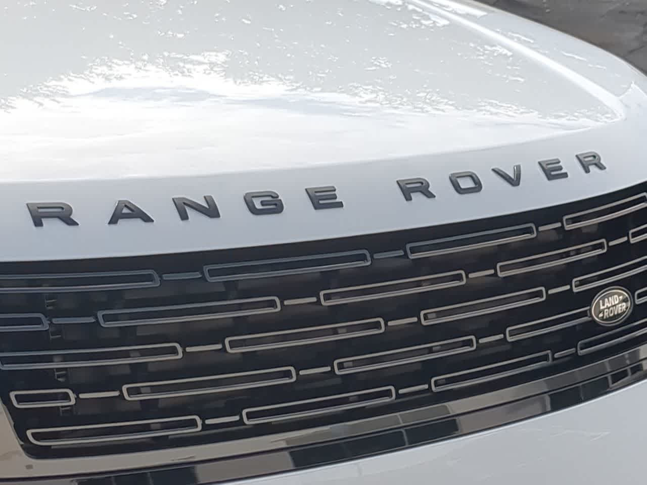 Thumbnail: 2026 Land Rover Range Rover - 13