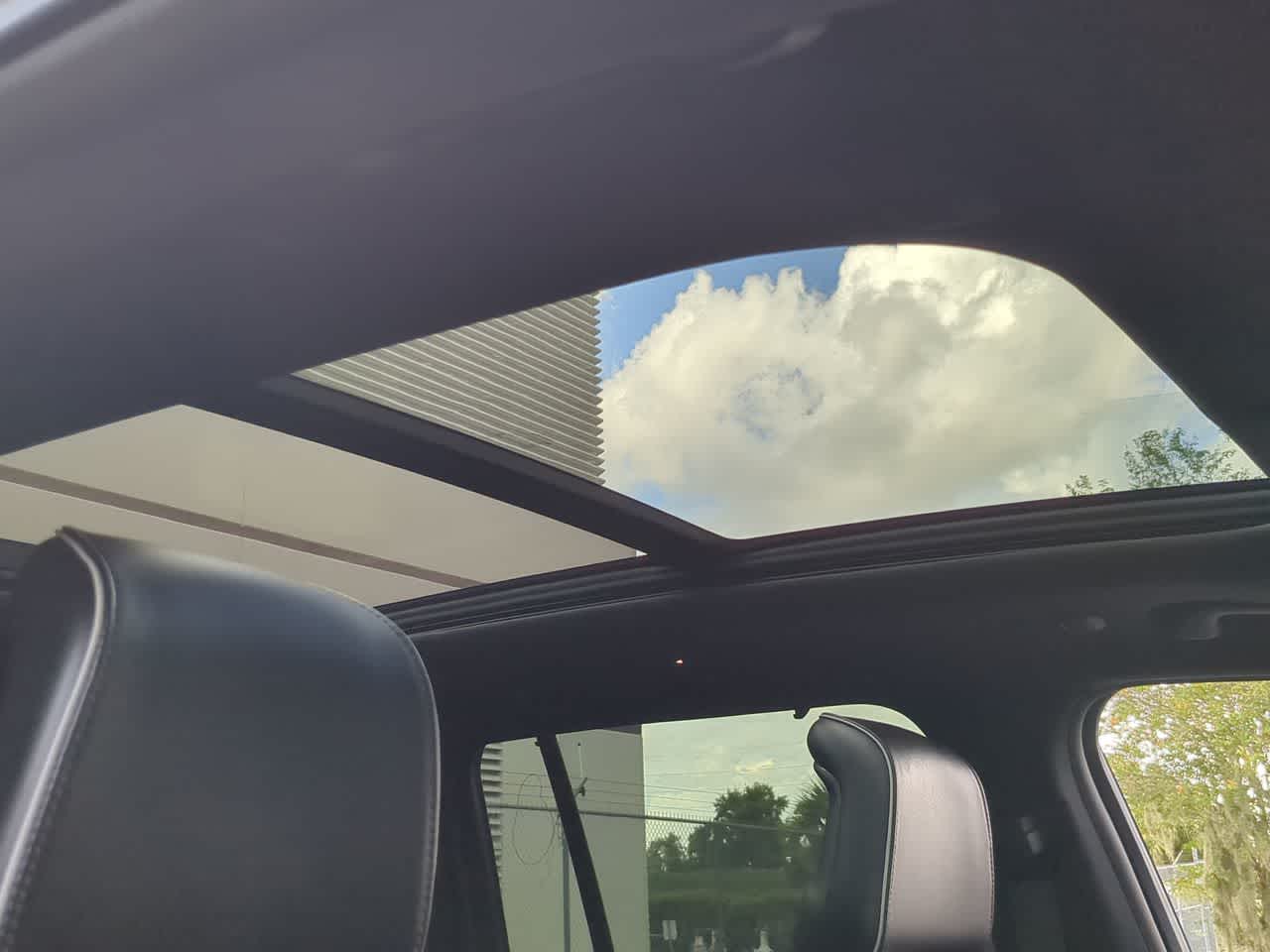 Thumbnail: 2023 Jeep Grand Cherokee - 19