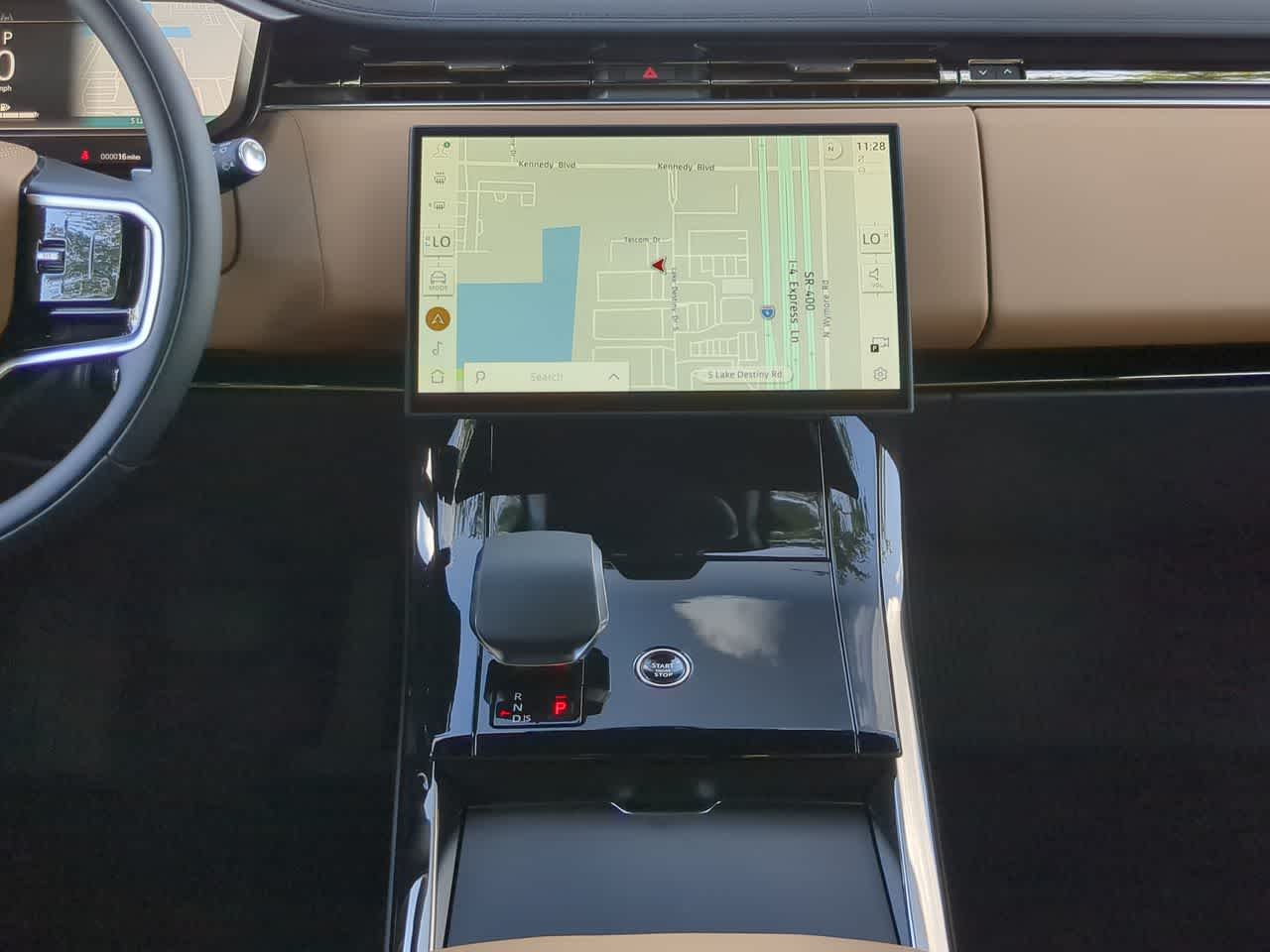 Thumbnail: 2025 Land Rover Range Rover Sport - 29
