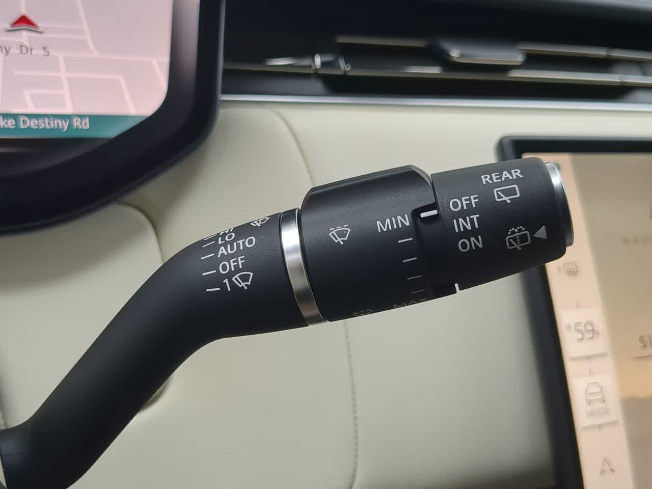 Thumbnail: 2025 Land Rover Range Rover - 28