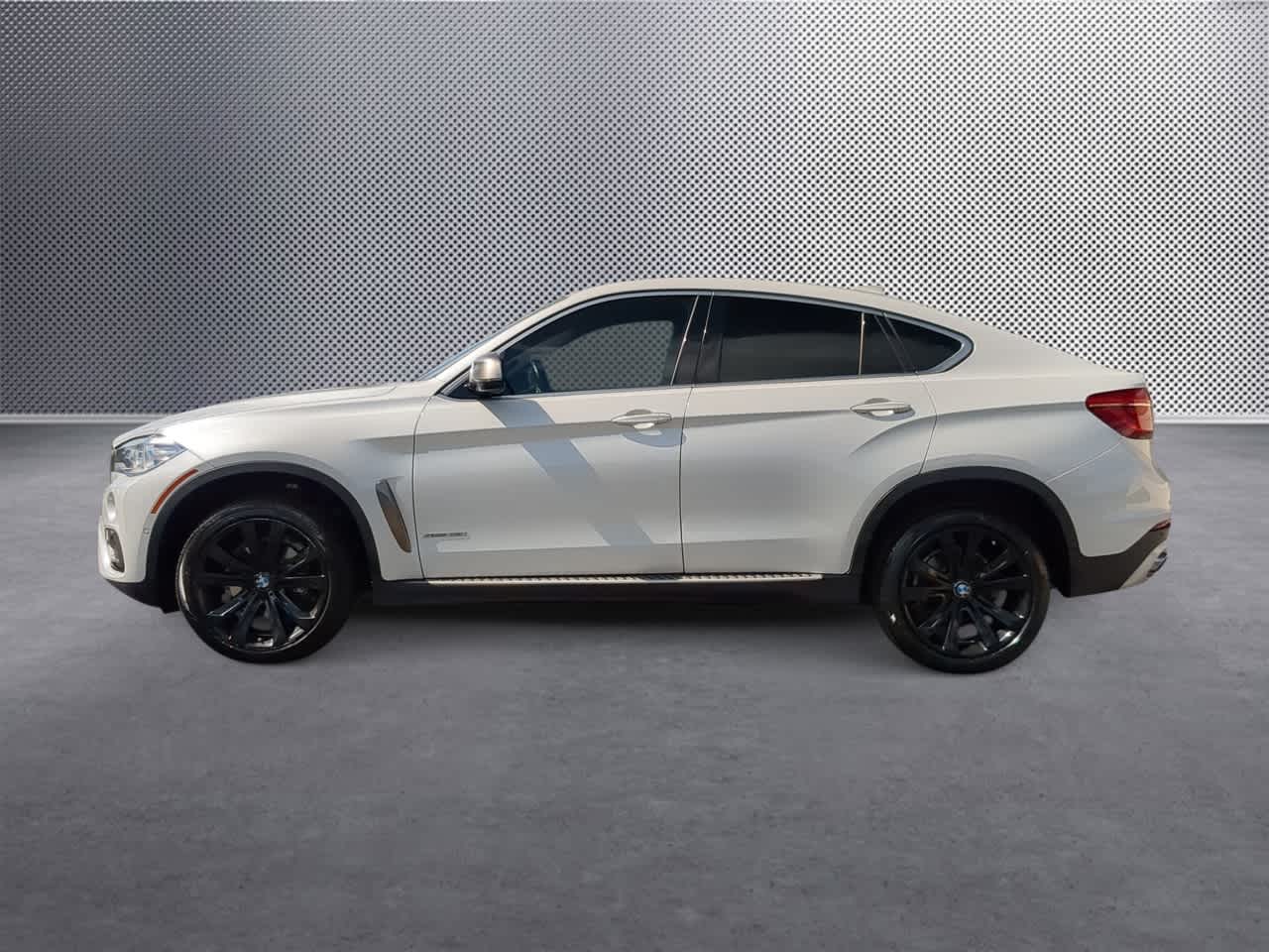 Thumbnail: 2018 BMW X6 - 5