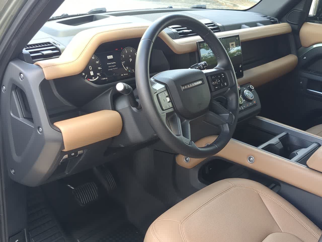 Thumbnail: 2025 Land Rover Defender - 10