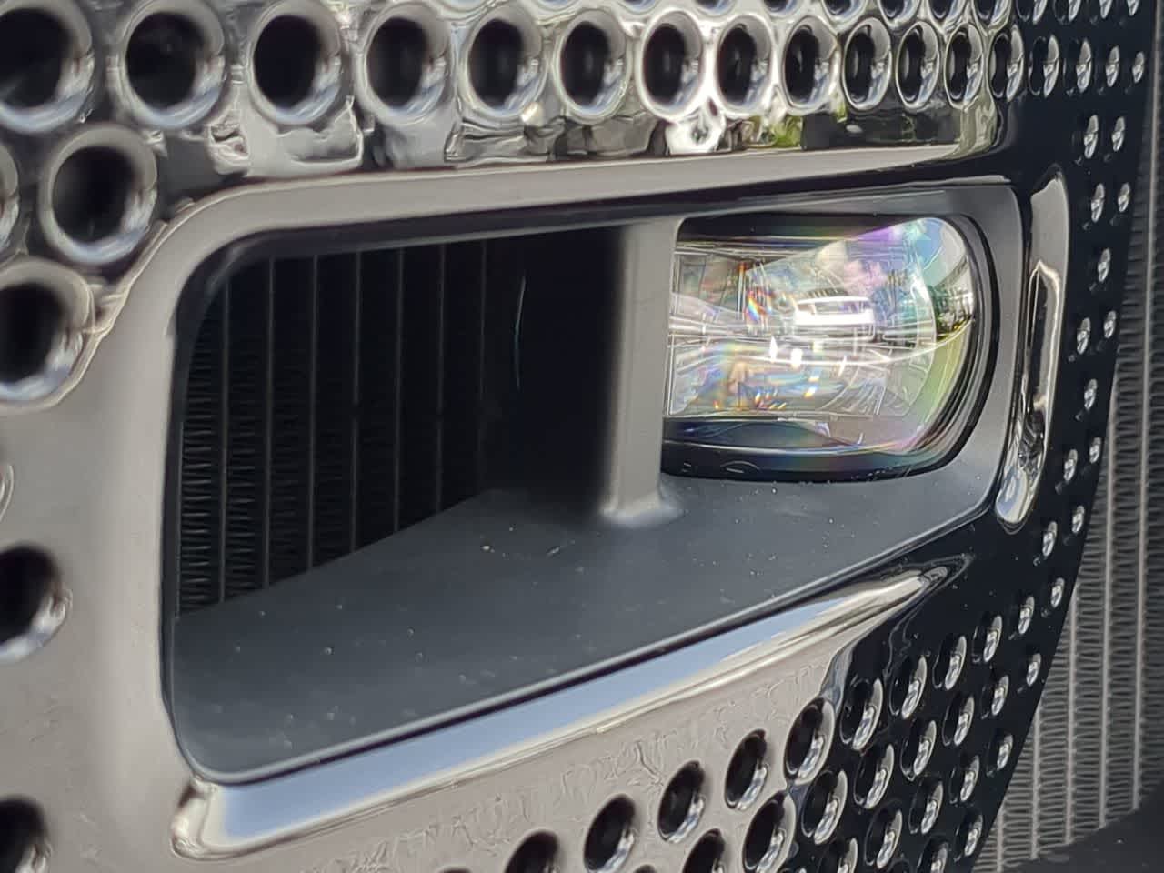 Thumbnail: 2025 Land Rover Defender - 11