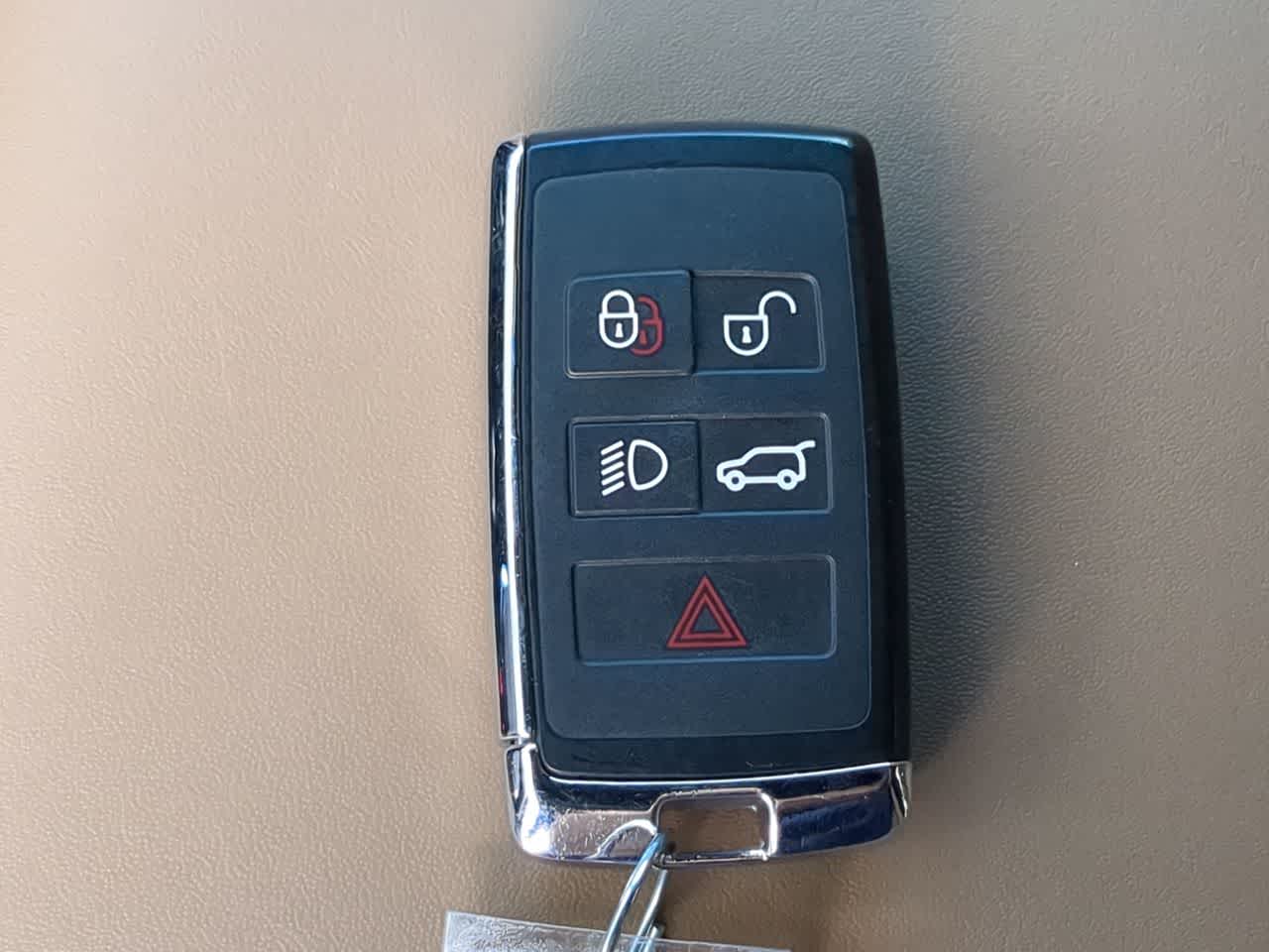 Thumbnail: 2025 Land Rover Range Rover Sport - 38