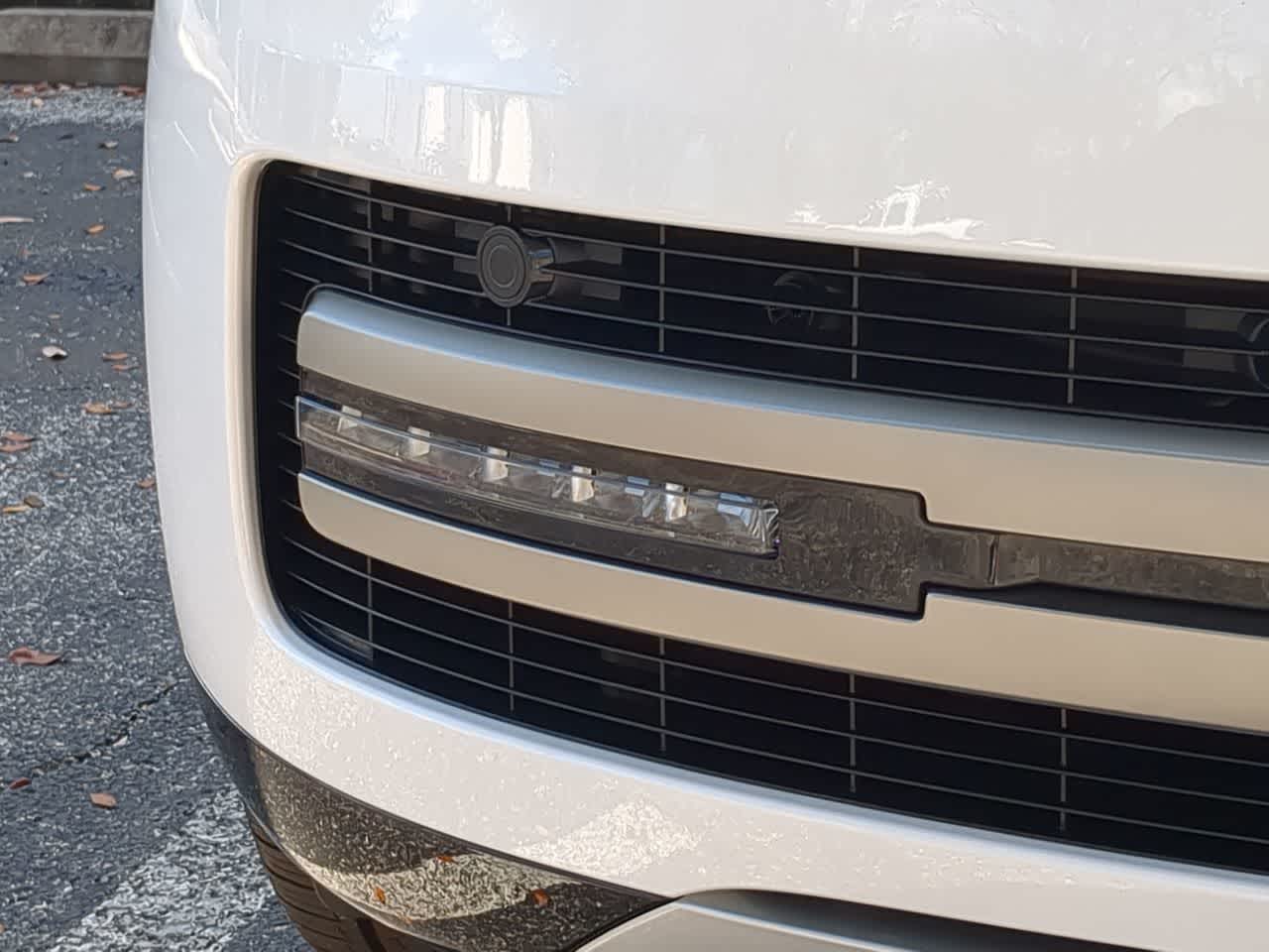 Thumbnail: 2026 Land Rover Range Rover - 11