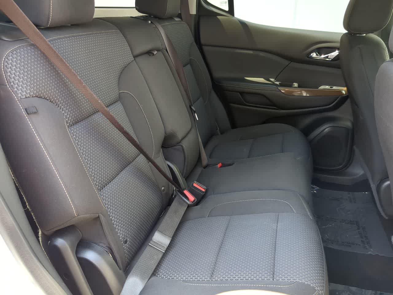 2021 GMC Acadia SLE 19
