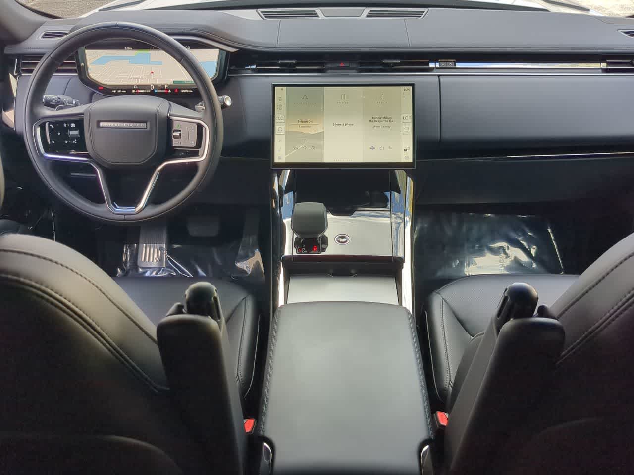 Thumbnail: 2025 Land Rover Range Rover Sport - 15