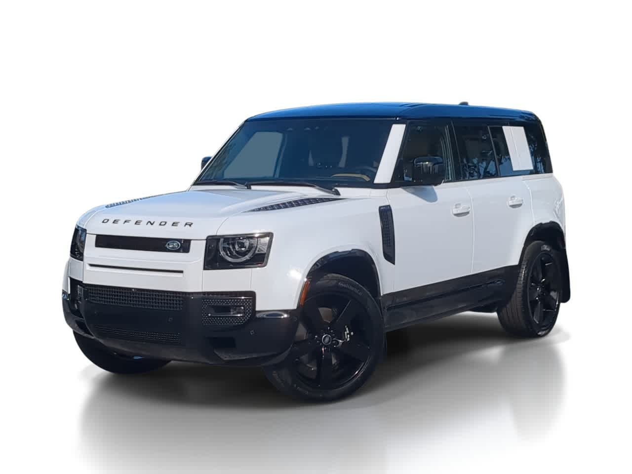 2025 Land Rover Defender V8's photo