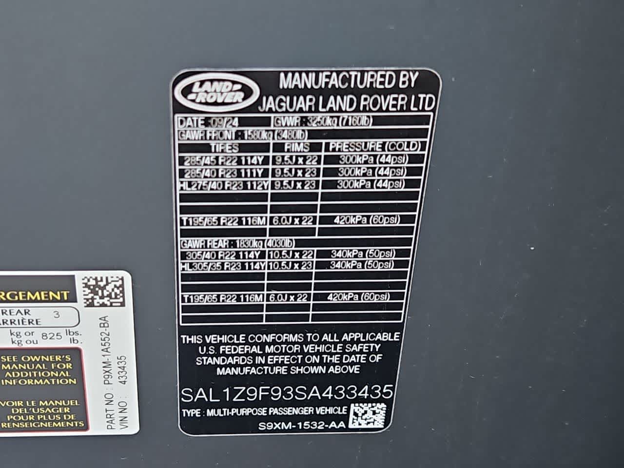 Thumbnail: 2025 Land Rover Range Rover Sport - 32