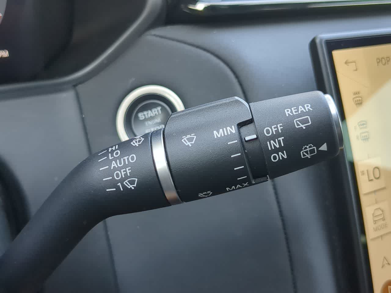 Thumbnail: 2025 Land Rover Range Rover Velar - 25