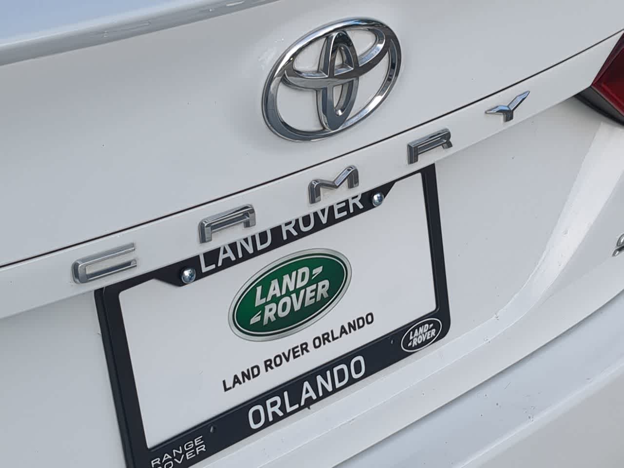 Thumbnail: 2022 Toyota Camry - 12