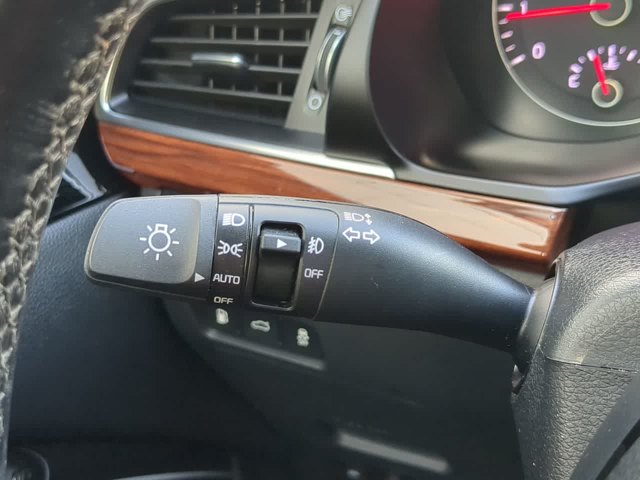 Thumbnail: 2019 Kia Cadenza - 28