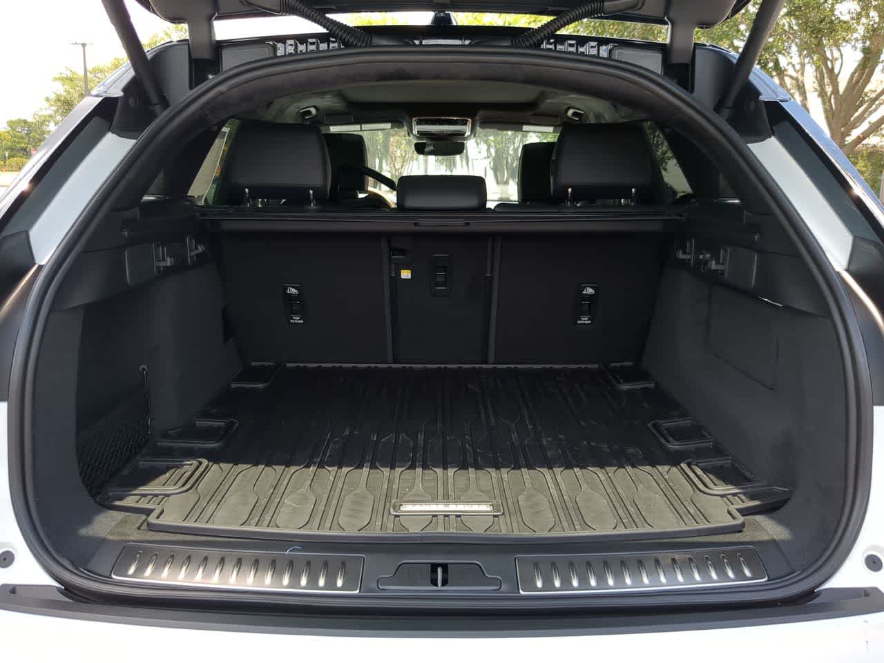 Thumbnail: 2026 Land Rover Range Rover Velar - 37