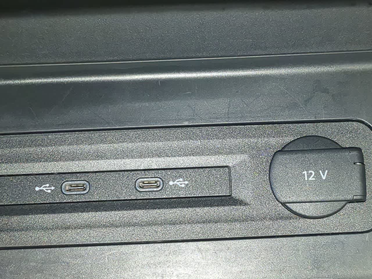 Thumbnail: 2023 Volkswagen Atlas - 33