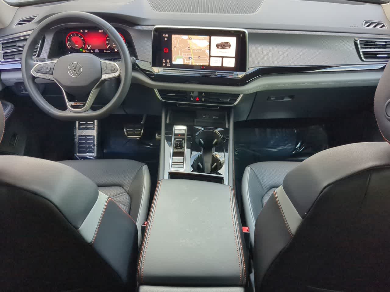 Thumbnail: 2024 Volkswagen Atlas - 14