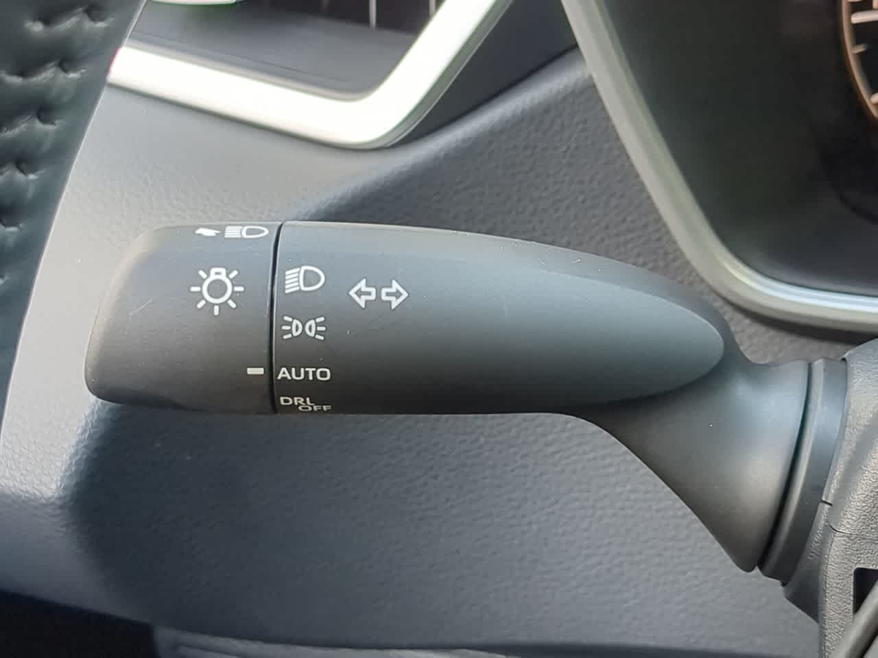 Thumbnail: 2025 Toyota Corolla - 26