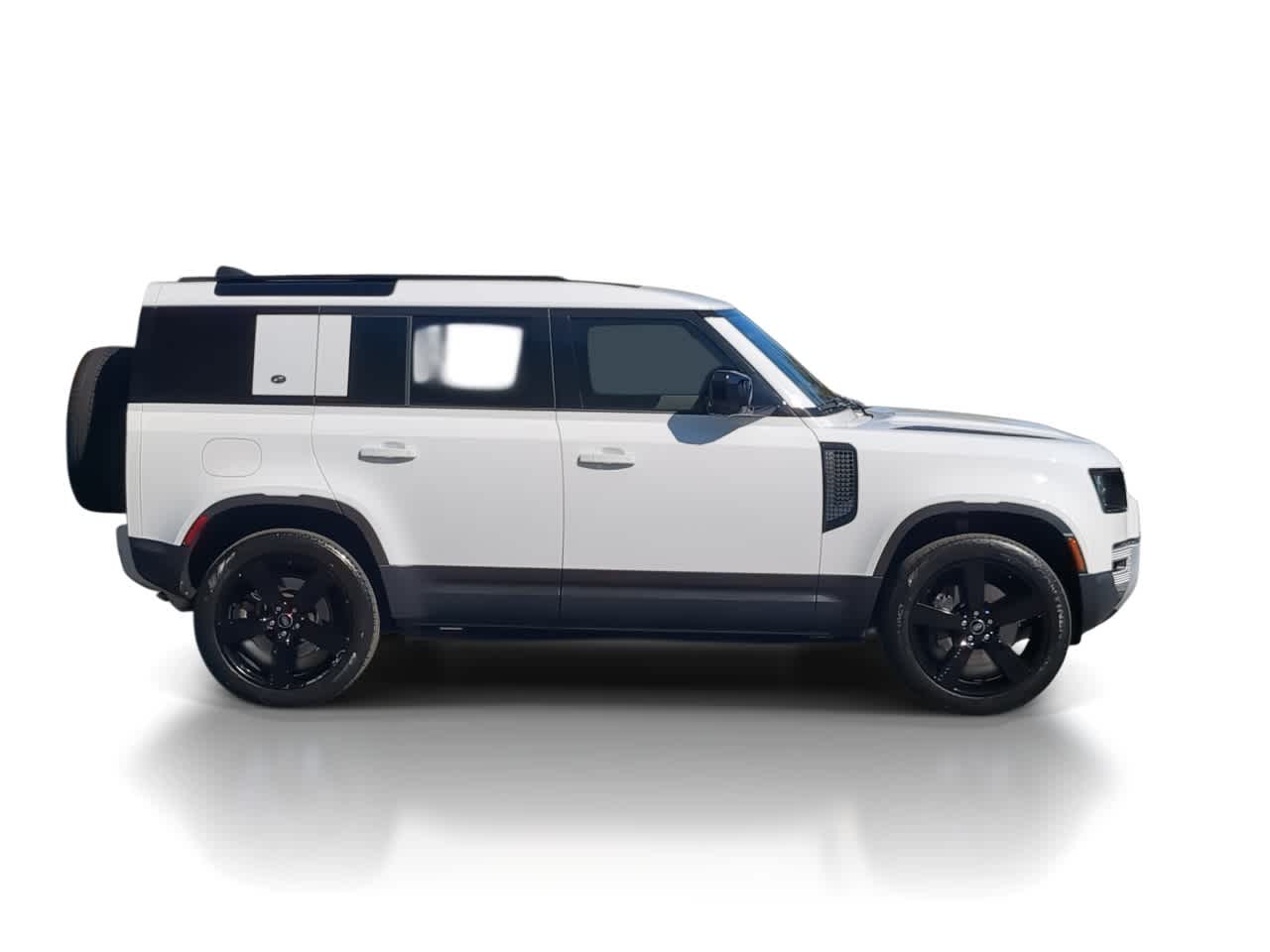 Thumbnail: 2022 Land Rover Defender - 9