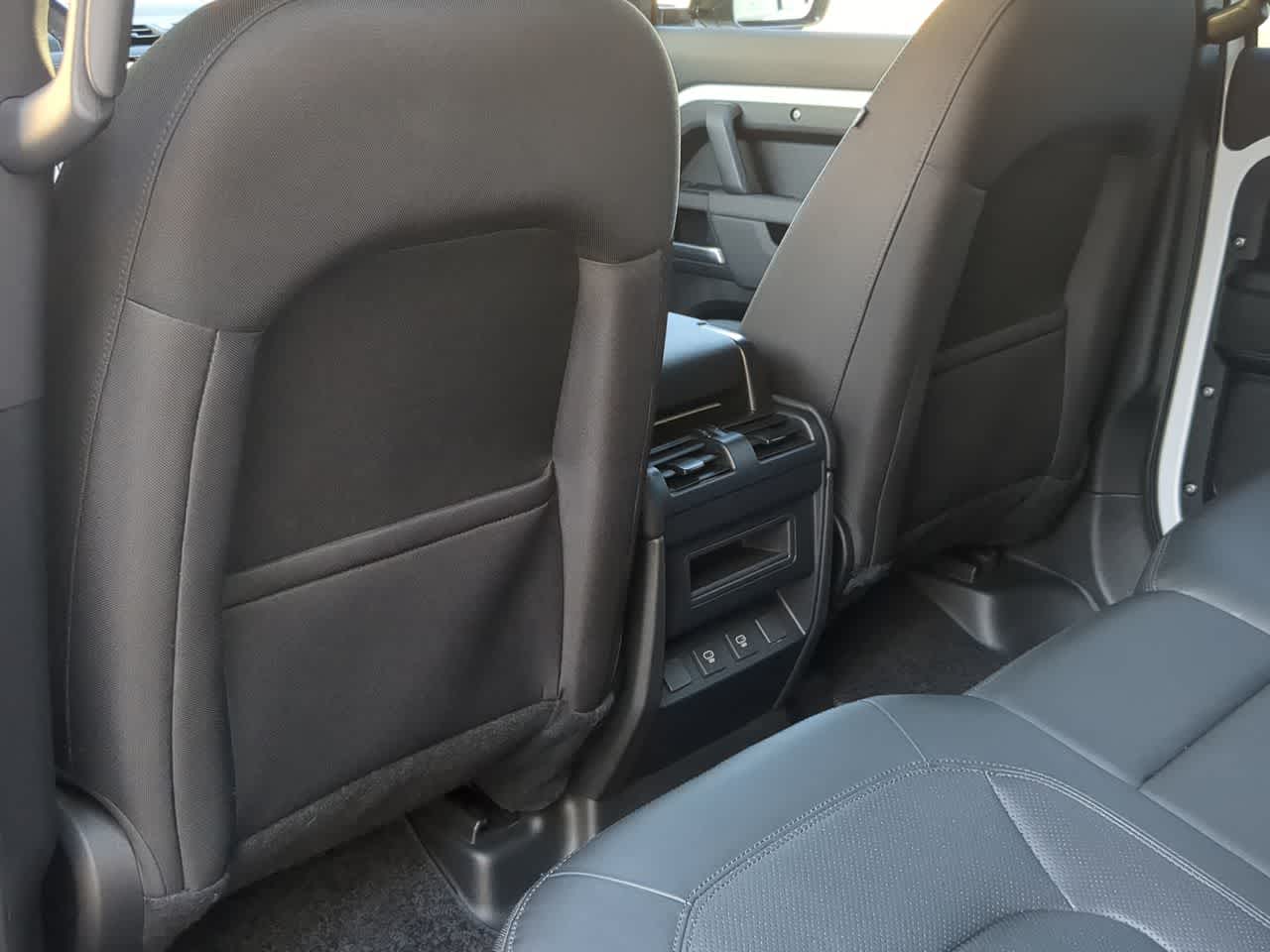 Thumbnail: 2025 Land Rover Defender - 18