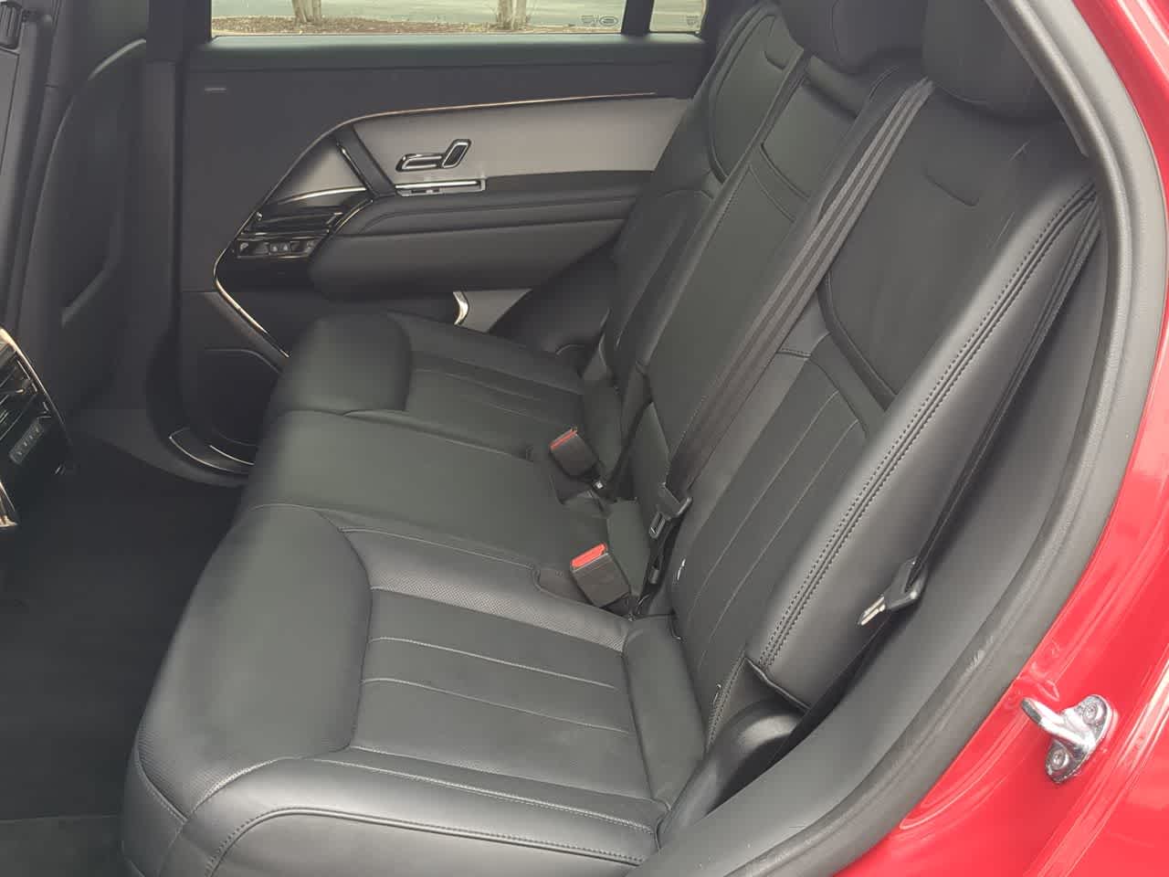 Thumbnail: 2025 Land Rover Range Rover Sport - 21