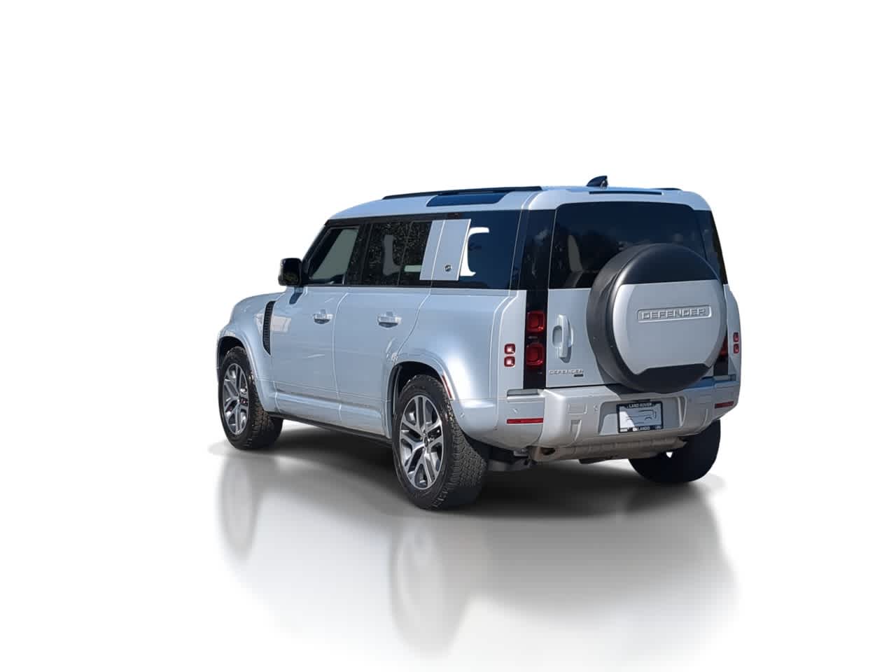 Thumbnail: 2022 Land Rover Defender - 6