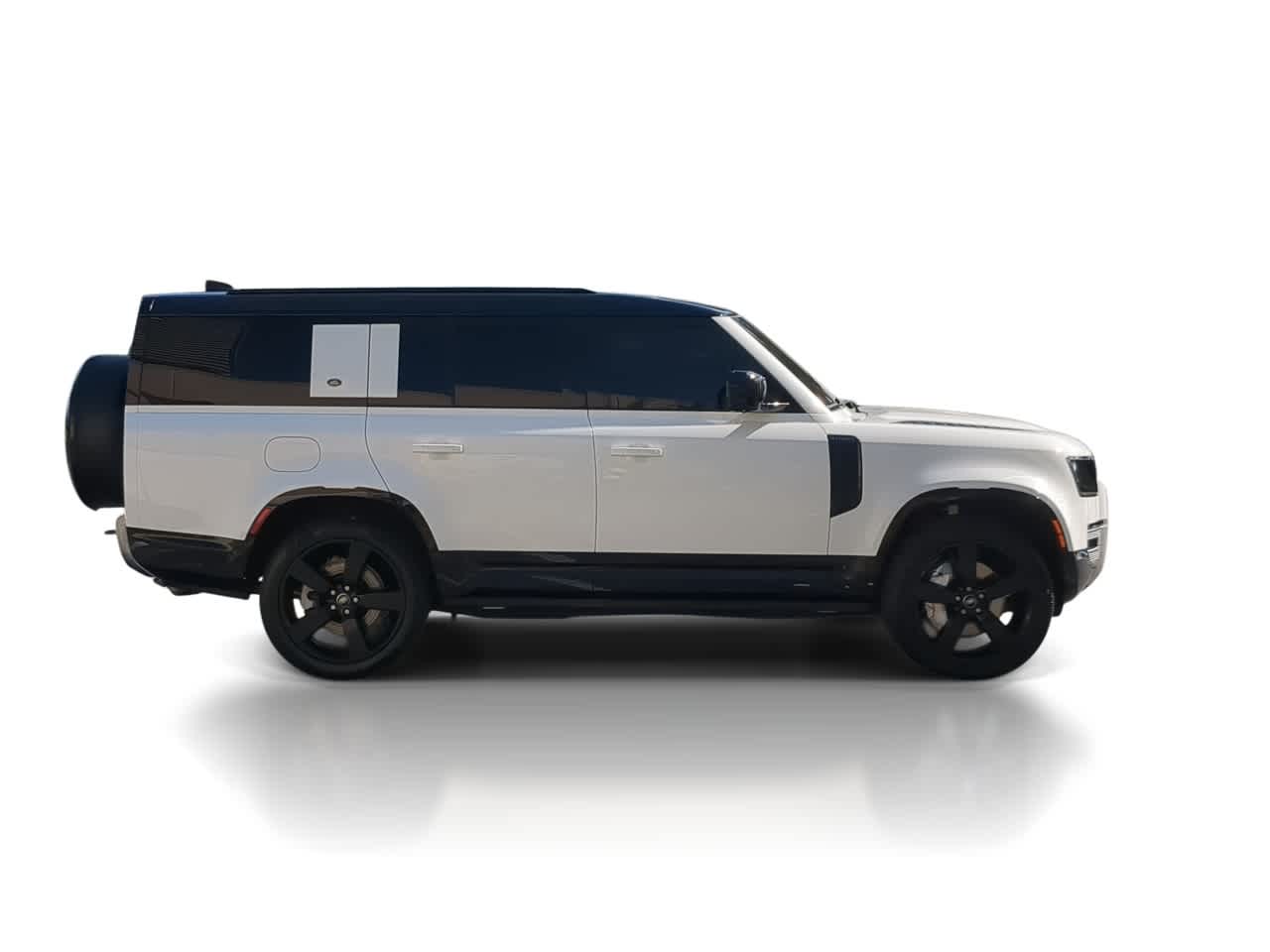 Thumbnail: 2023 Land Rover Defender - 8