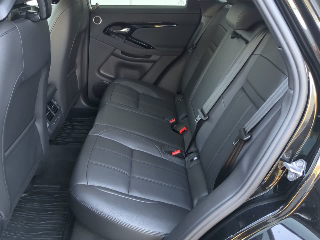 Thumbnail: 2024 Land Rover Range Rover Evoque - 20