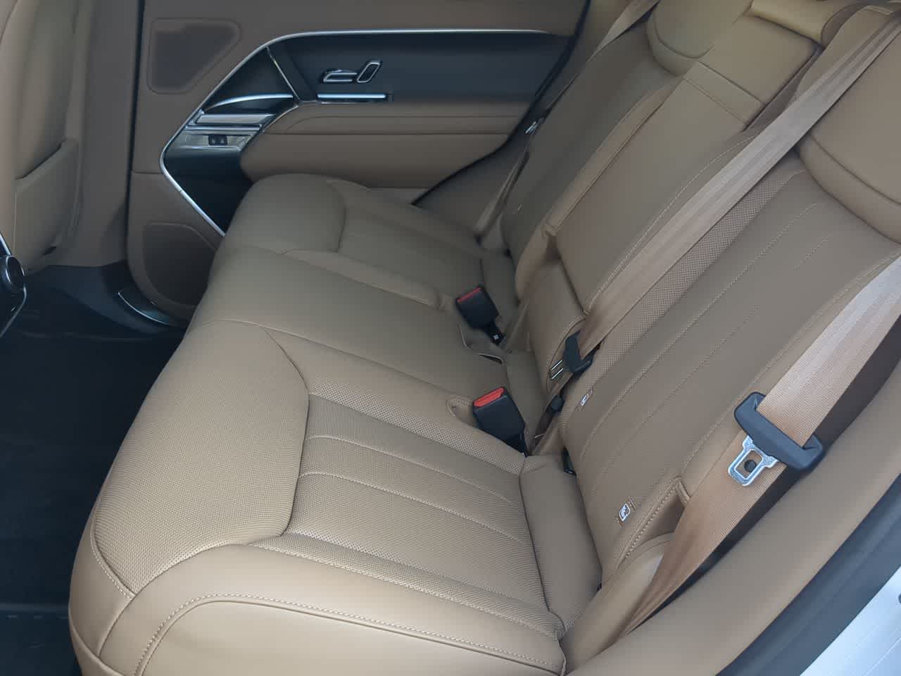 Thumbnail: 2025 Land Rover Range Rover - 20