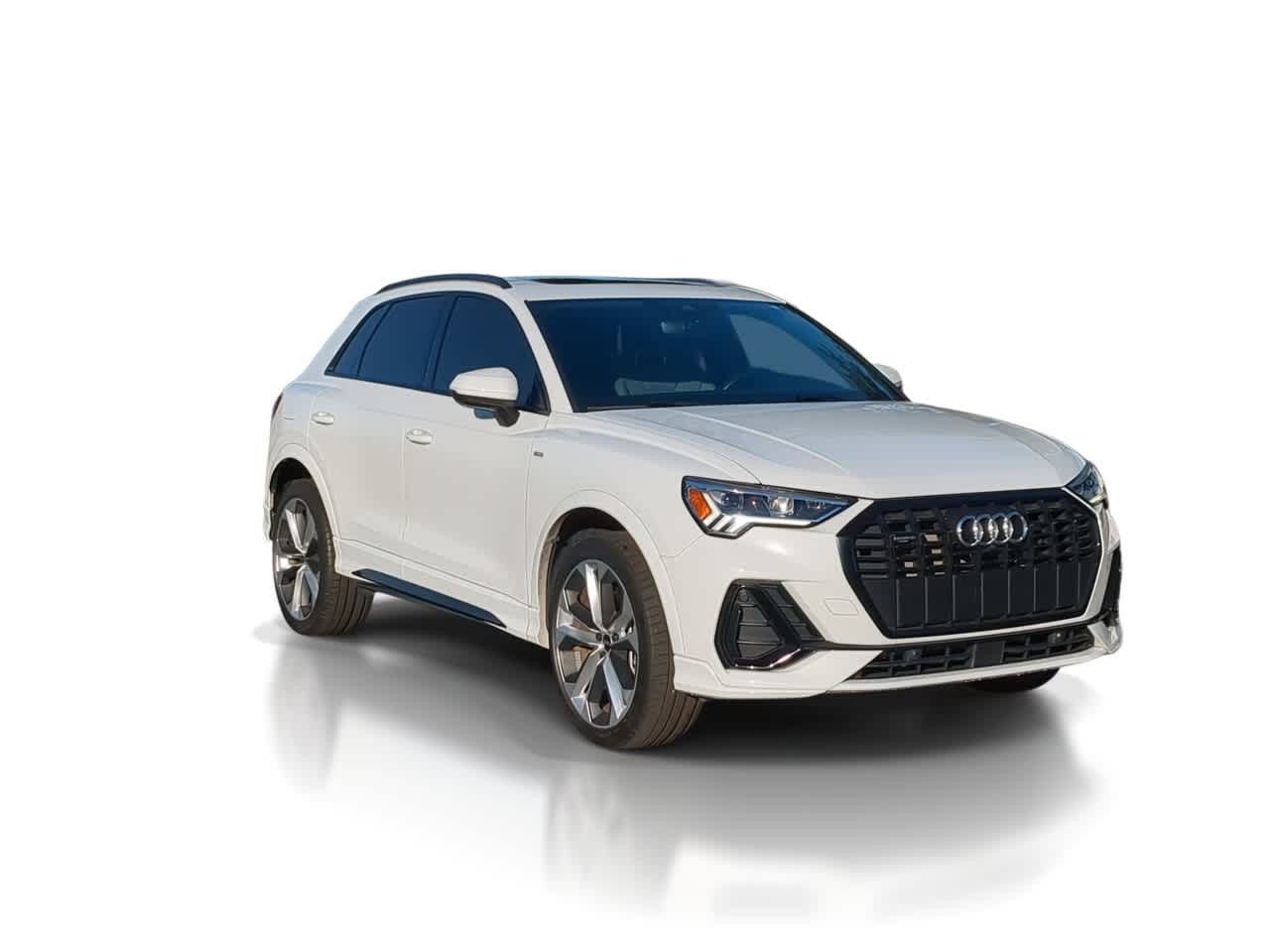 Thumbnail: 2022 Audi Q3 - 2