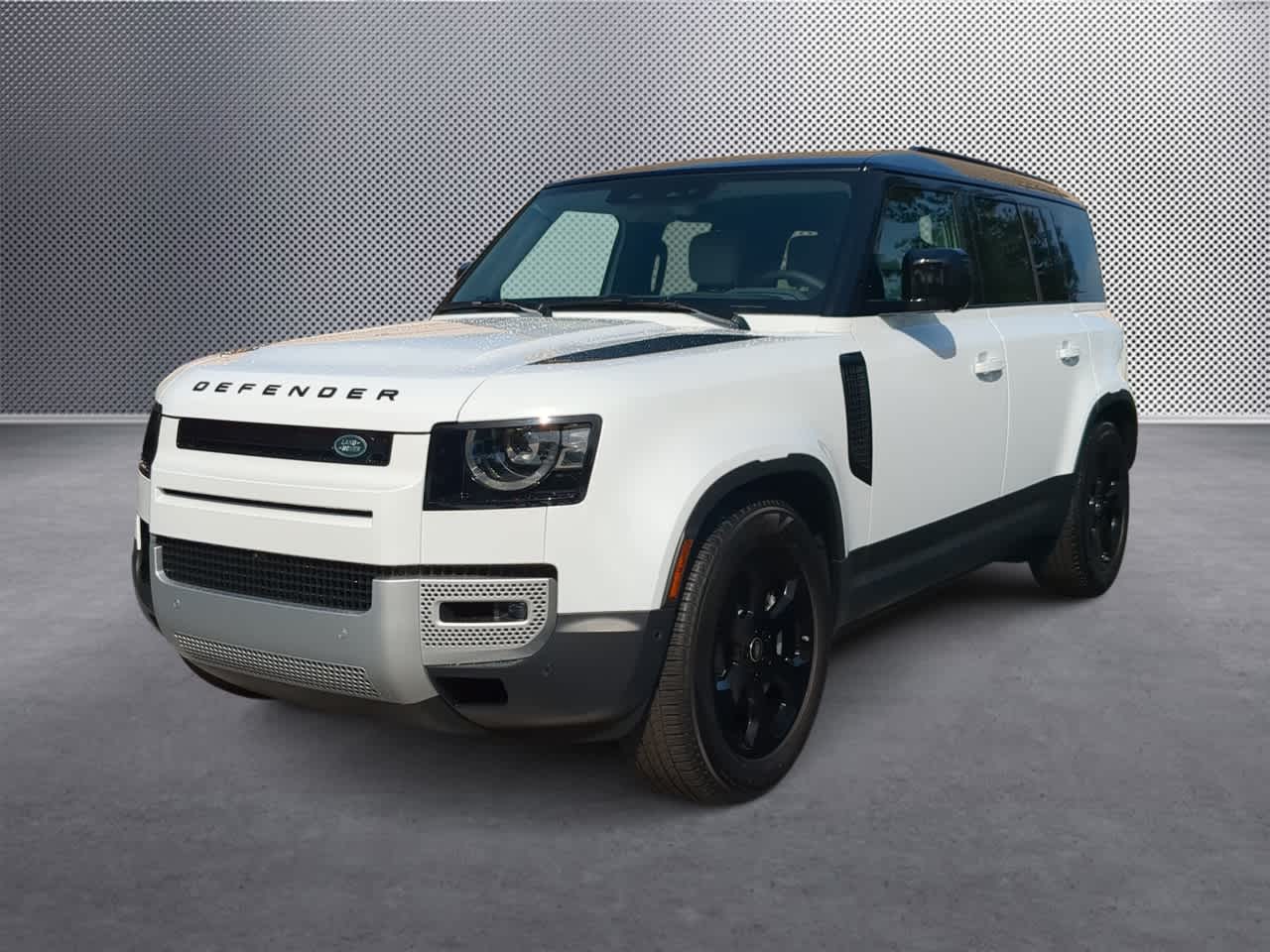 Thumbnail: 2025 Land Rover Defender - 4