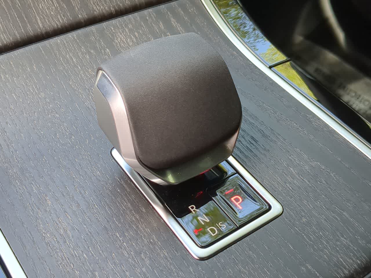 Thumbnail: 2026 Land Rover Range Rover Velar - 35