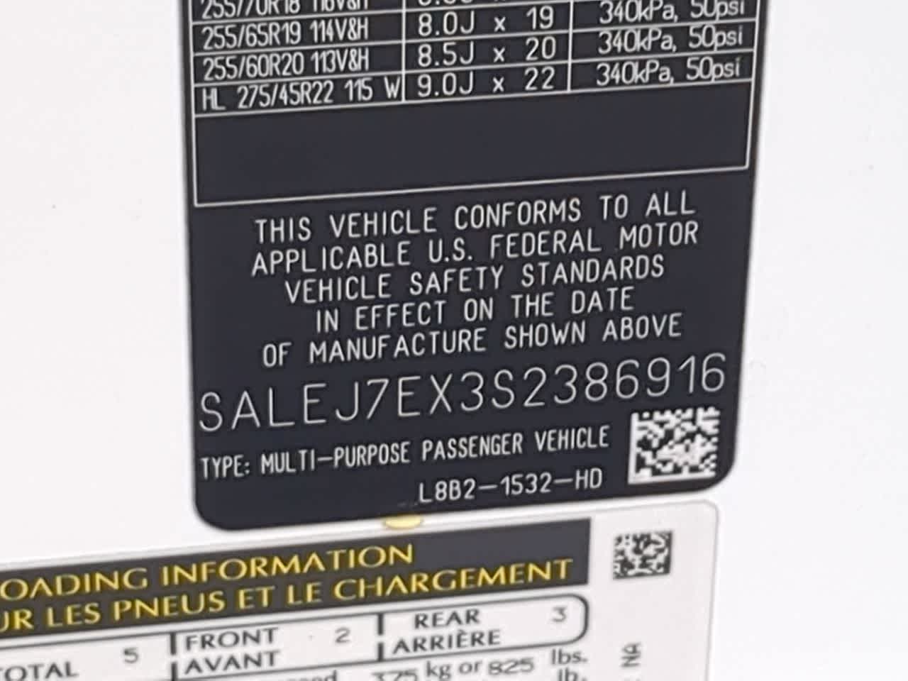 Thumbnail: 2025 Land Rover Defender - 38