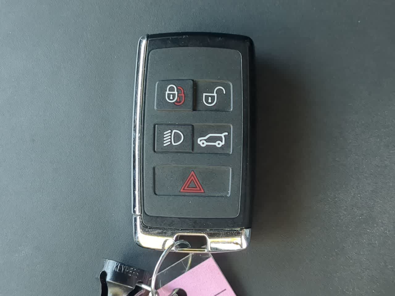 Thumbnail: 2025 Land Rover Defender - 37