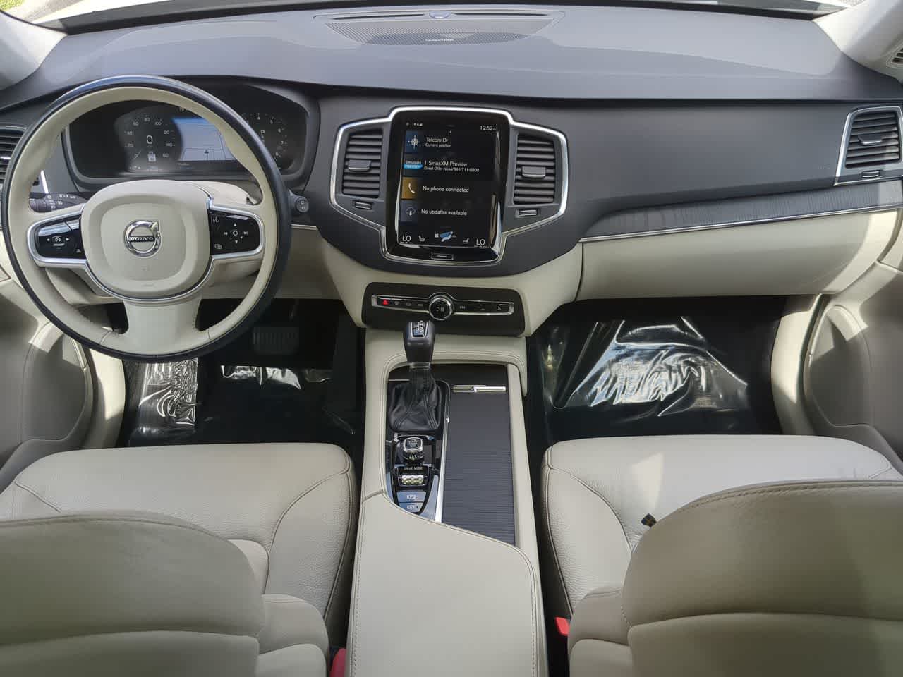 Thumbnail: 2020 Volvo XC90 - 16