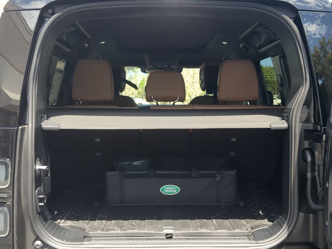 Thumbnail: 2026 Land Rover Defender - 37