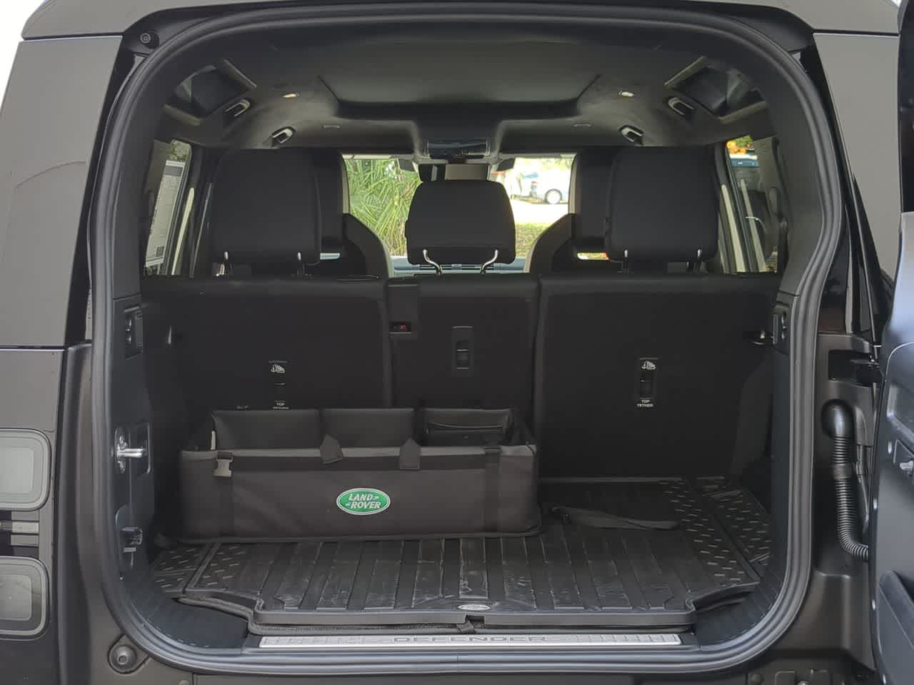 Thumbnail: 2026 Land Rover Defender - 37