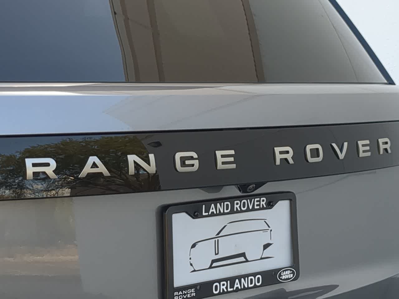 Thumbnail: 2025 Land Rover Range Rover - 13