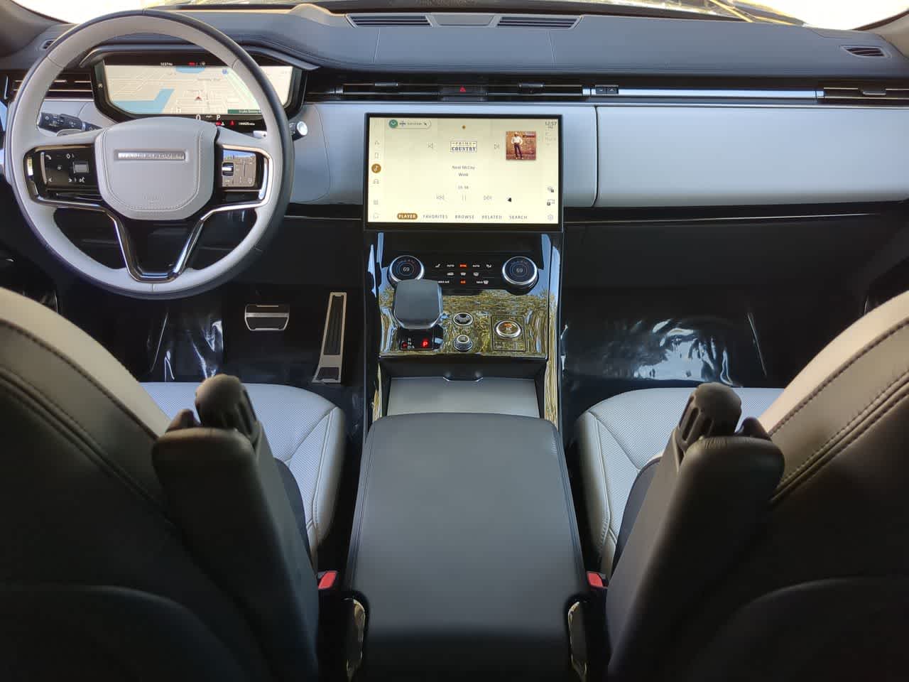 Thumbnail: 2023 Land Rover Range Rover Sport - 15