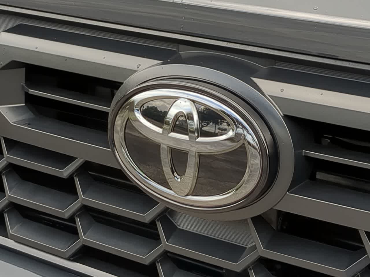 Thumbnail: 2025 Toyota Tacoma - 12