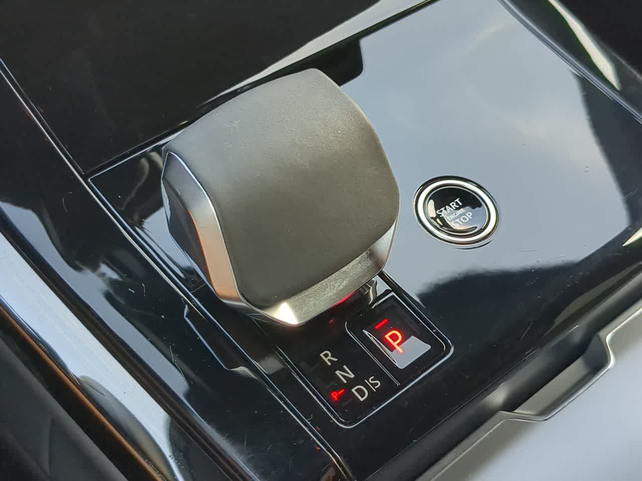 Thumbnail: 2024 Land Rover Range Rover Sport - 35