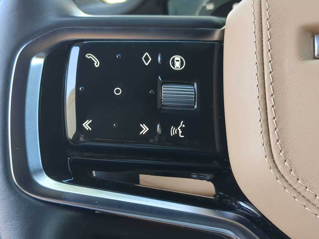 Thumbnail: 2025 Land Rover Range Rover Sport - 26