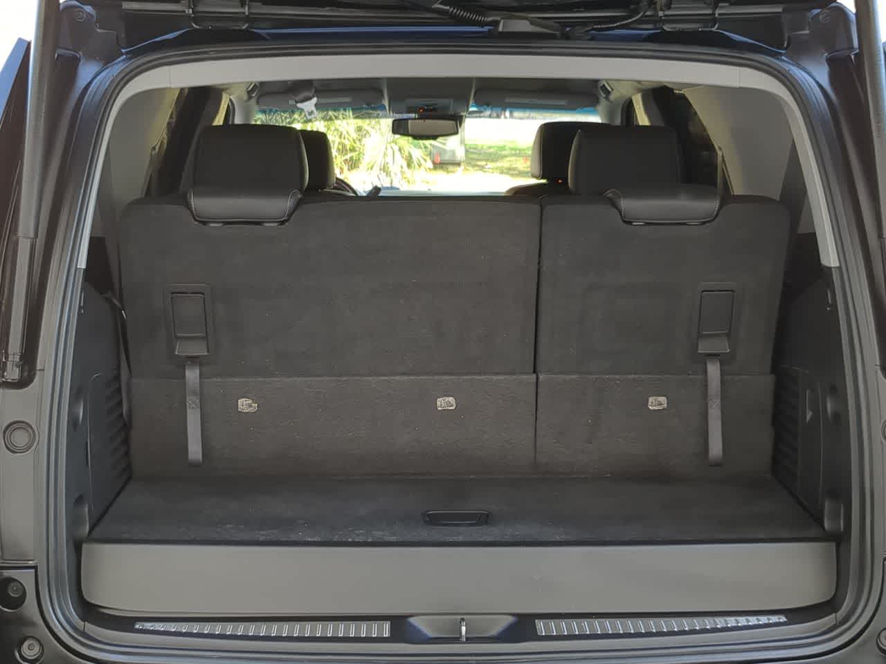 Thumbnail: 2018 Chevrolet Tahoe - 31