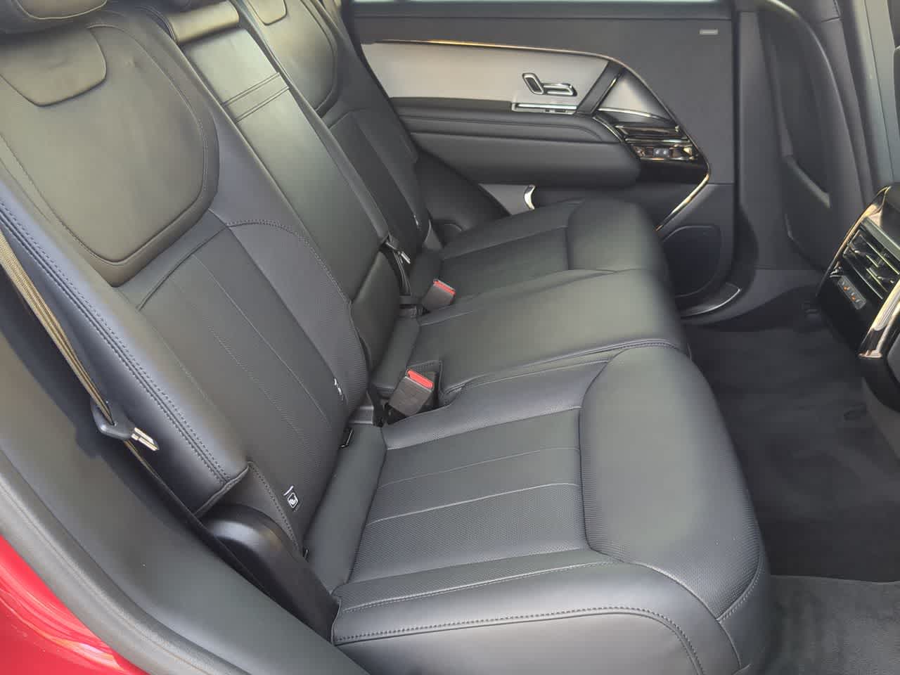 Thumbnail: 2025 Land Rover Range Rover Sport - 21