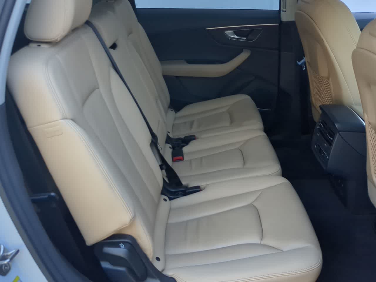 Thumbnail: 2025 Audi Q7 - 20