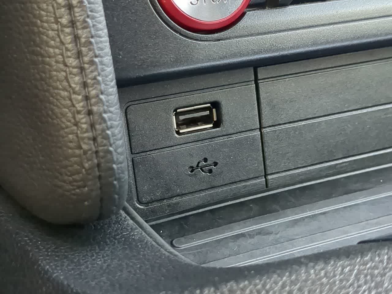 Thumbnail: 2019 Ford Mustang - 30