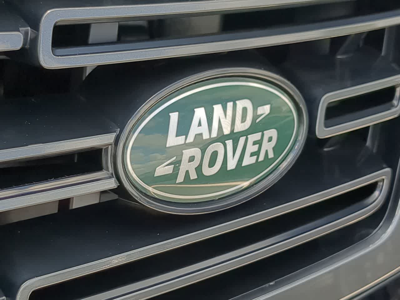 Thumbnail: 2025 Land Rover Range Rover - 11