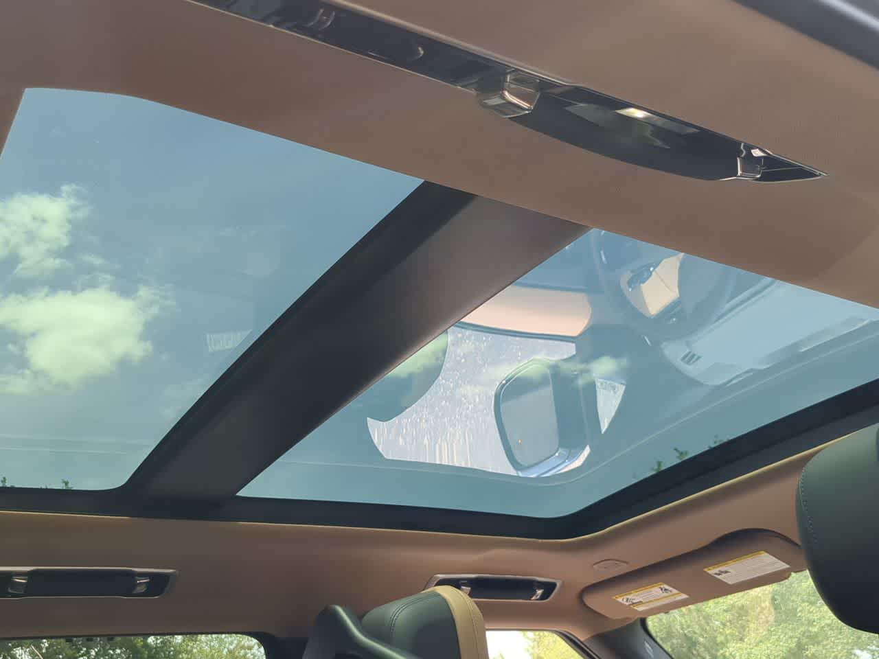 Thumbnail: 2026 Land Rover Range Rover Sport - 23