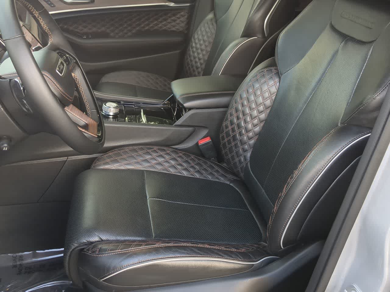 Thumbnail: 2023 Jeep Grand Cherokee - 16