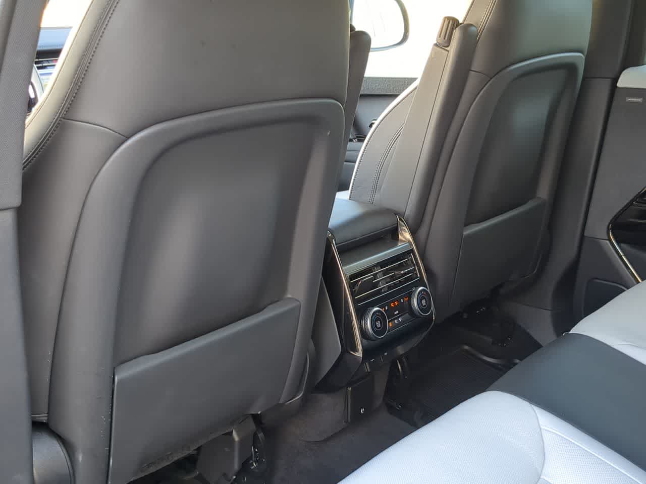 Thumbnail: 2023 Land Rover Range Rover Sport - 18