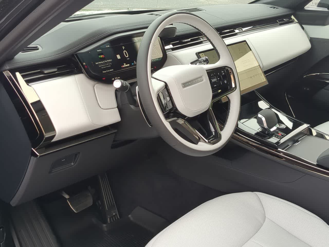 Thumbnail: 2026 Land Rover Range Rover Sport - 10